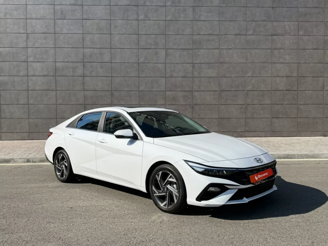 HYUNDAI Elantra, 2023