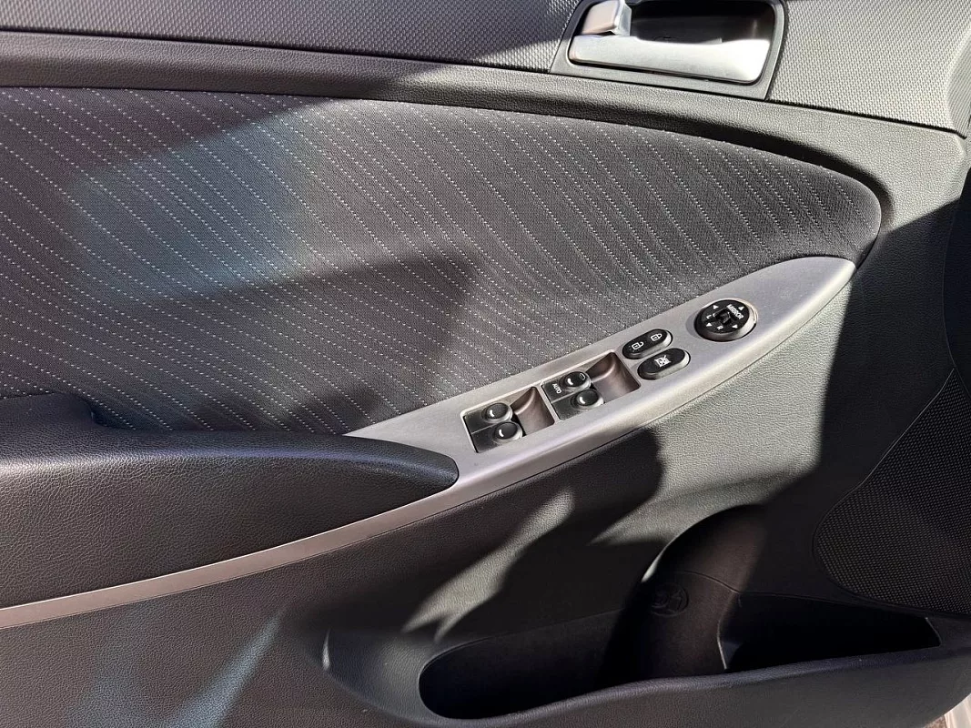 HYUNDAI Solaris, 2014