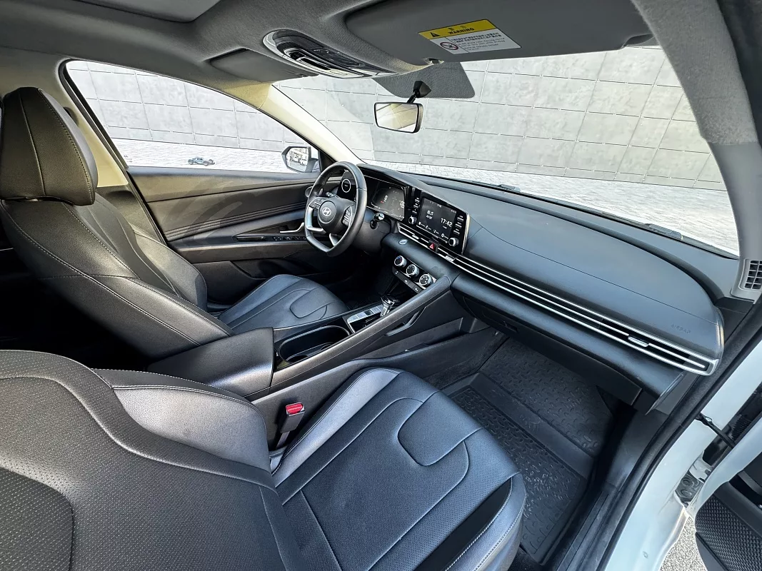 HYUNDAI Elantra, 2023