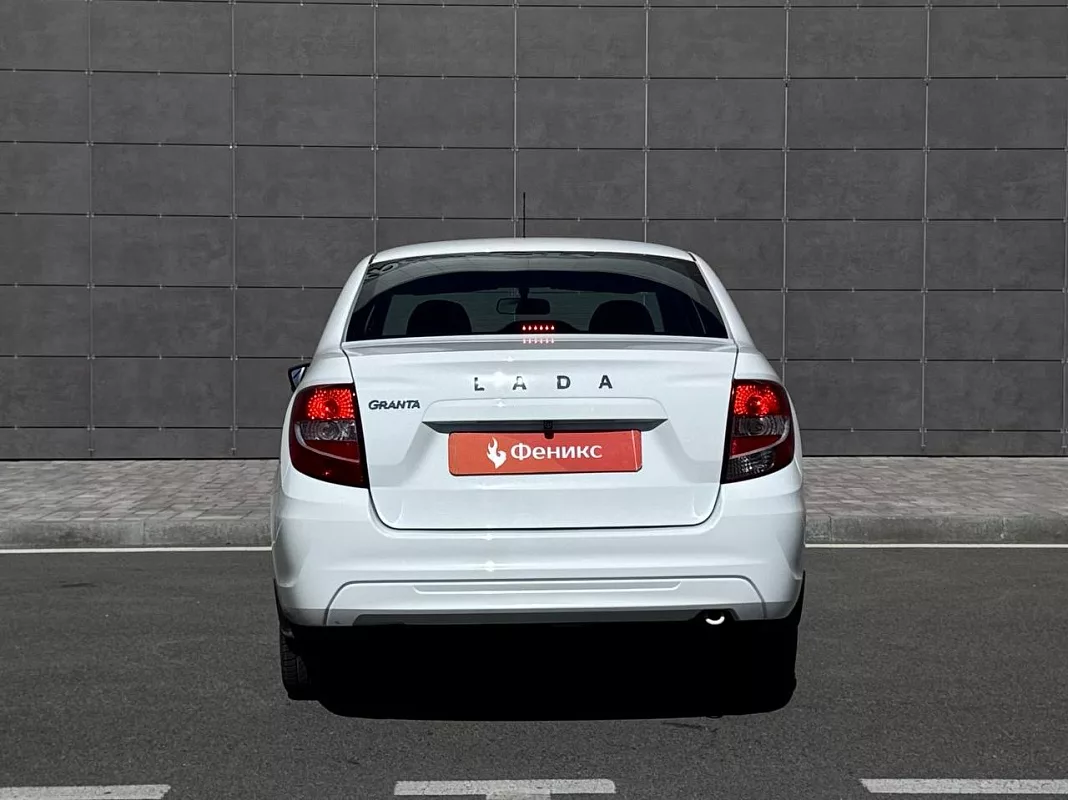 LADA Granta, 2025
