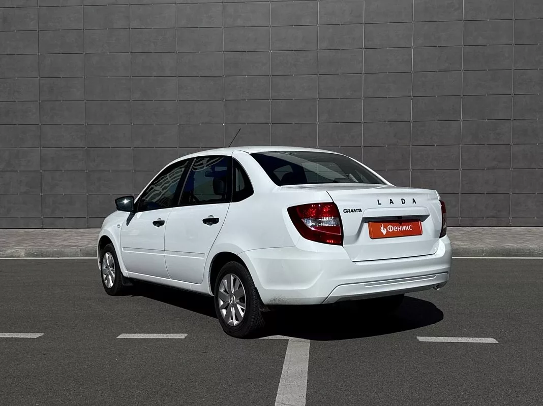 LADA Granta, 2025