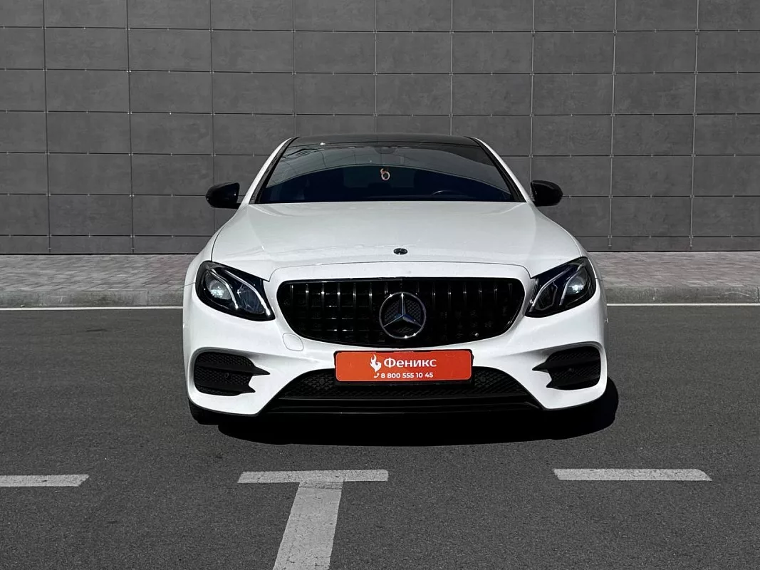 MERCEDES-BENZ E200, 2018