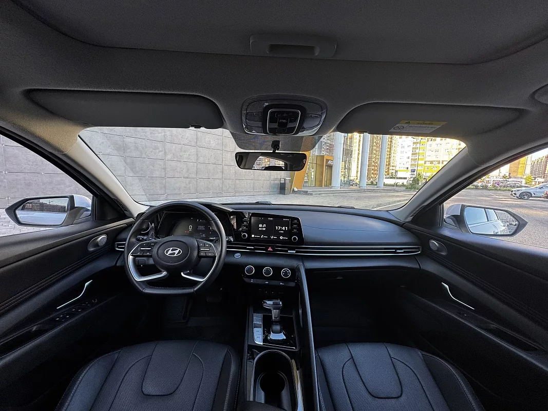 HYUNDAI Elantra, 2023
