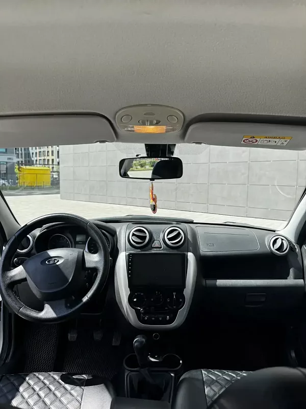 LADA Granta, 2015