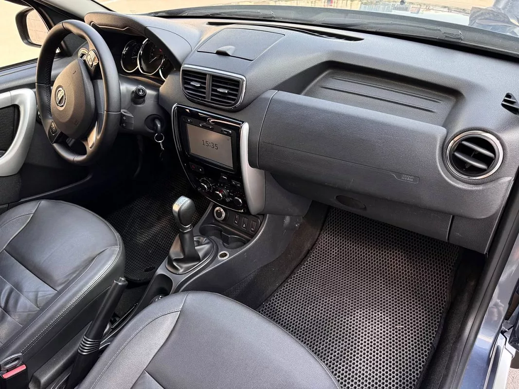 NISSAN Terrano, 2017